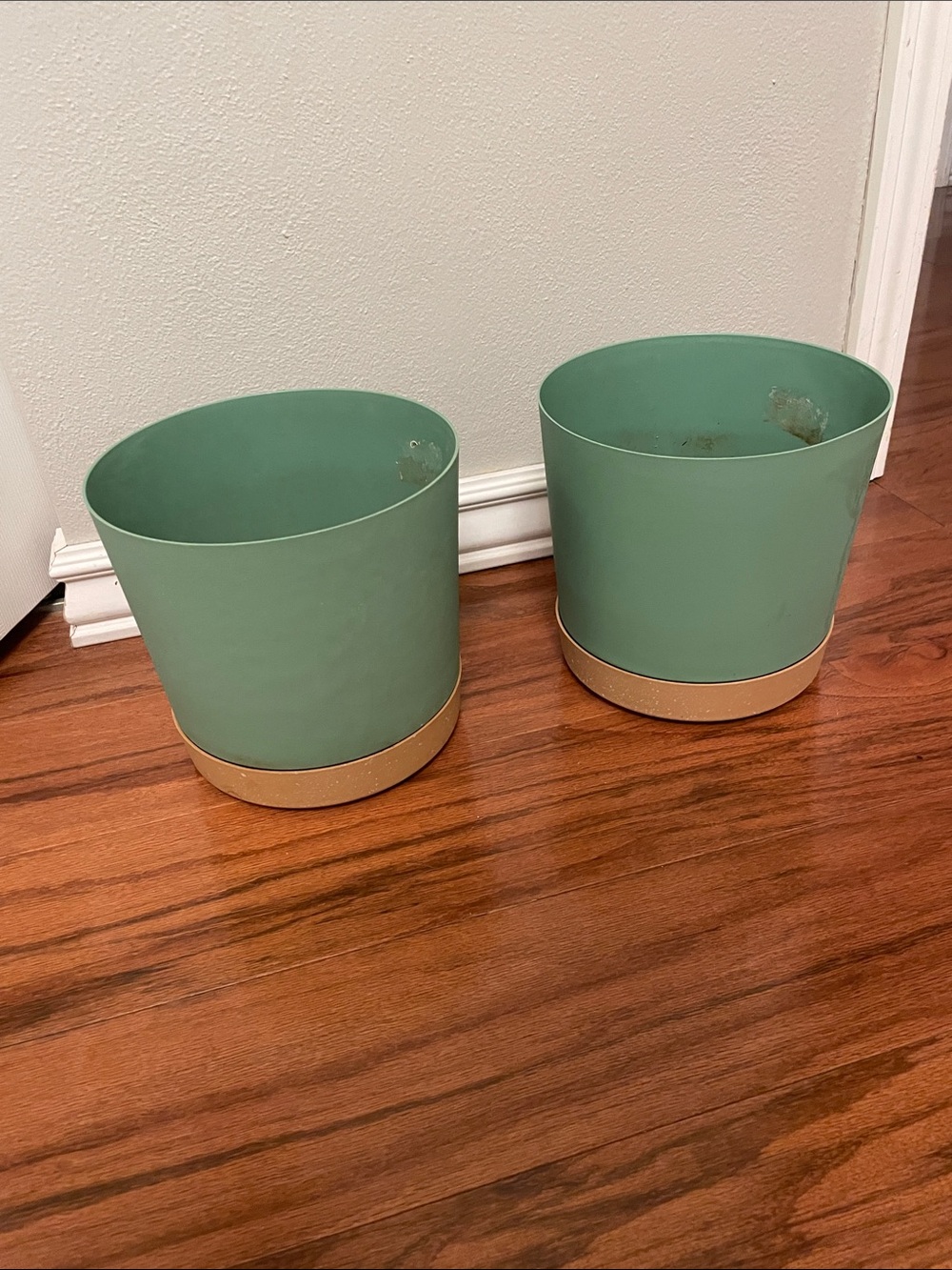 Set of 2 Lightweight Plastic Sage Green Round Planters Flower Pots with Base
